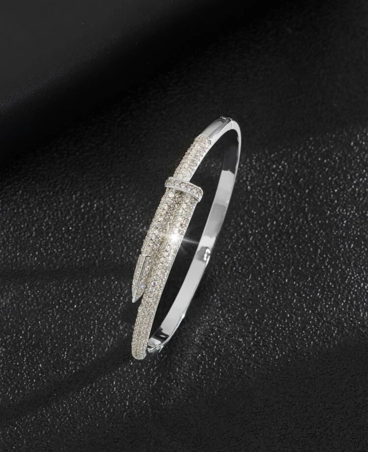Bracelete Prego Cravejado com Zircônia