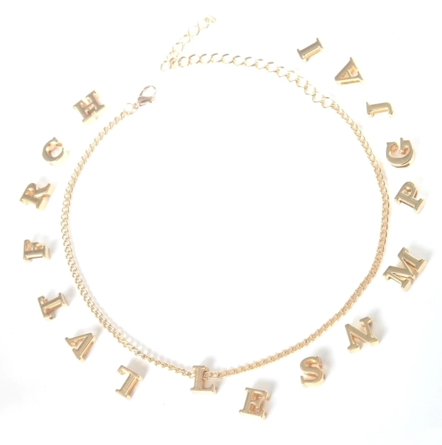 Choker Estrelinhas e Choker Names Douradas