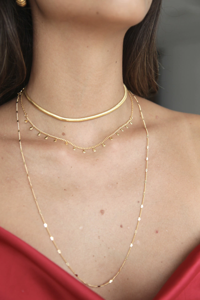 Choker Mari Folheada a ouro 18k