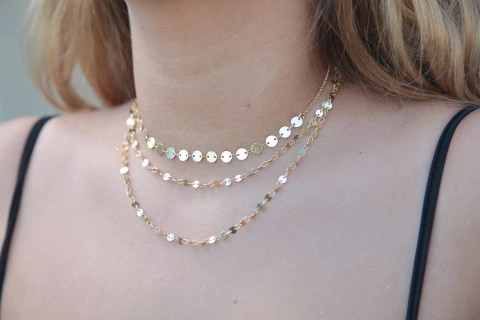 Colar Longo Bolinhas Douradas Folheado a Ouro 18k